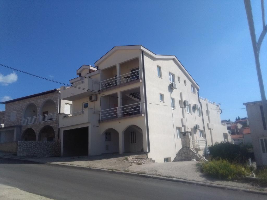 Royal Apartments Neum Exterior photo